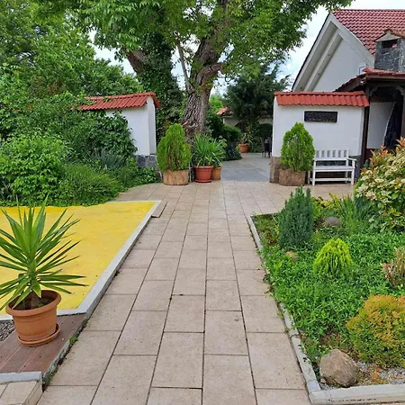 Pensiune стария орех 3*